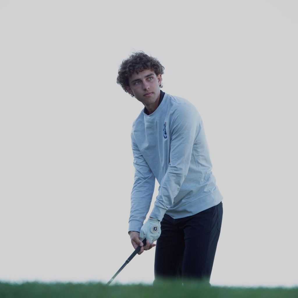 USD men’s golf takes first&nbsp;place