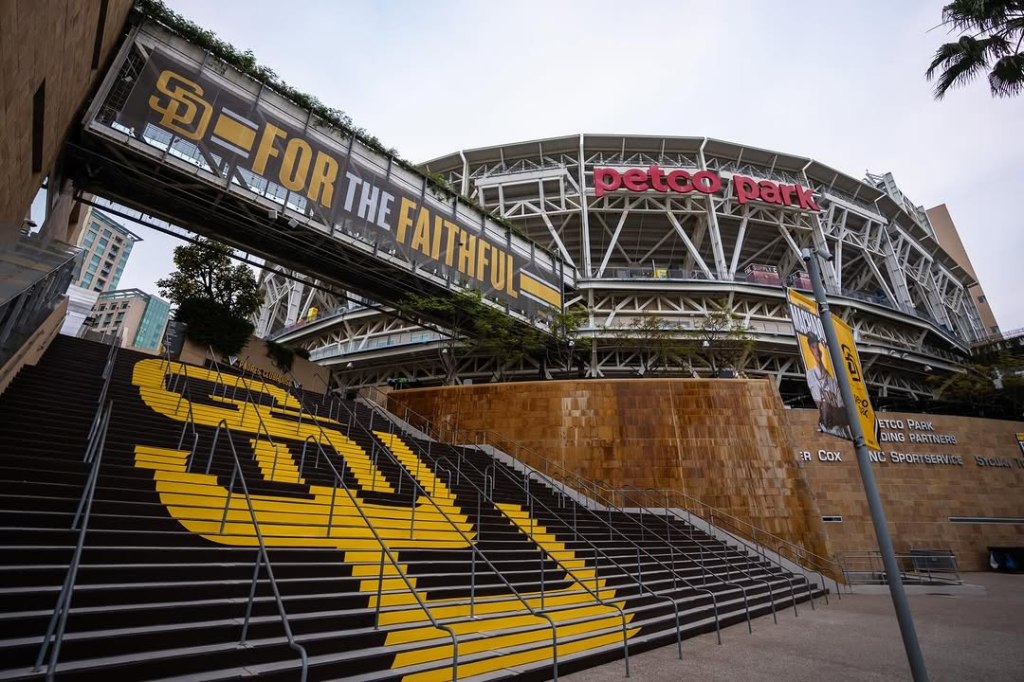 Padres to be sold for $3.9&nbsp;billion